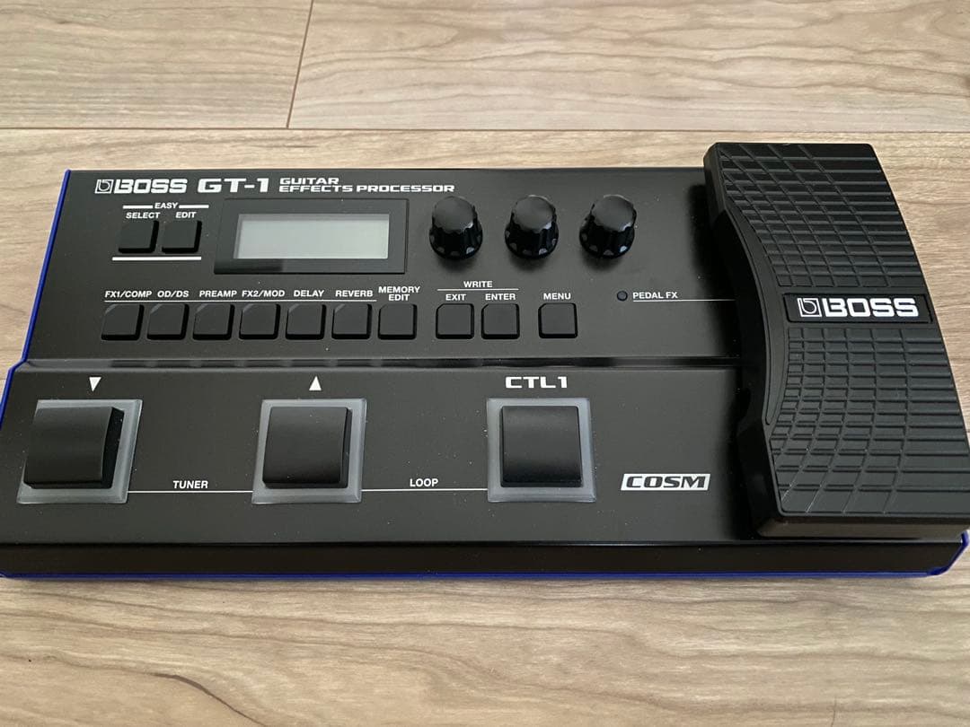 BOSS GT-1 ギターマルチエフェクター