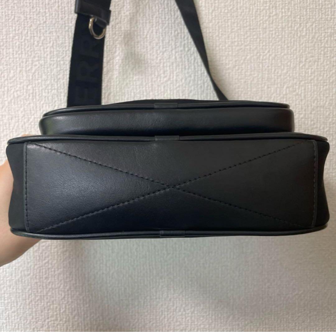 バーバリー パディバッグ PADDY カメラバッグ ショルダーバッグ ブラック