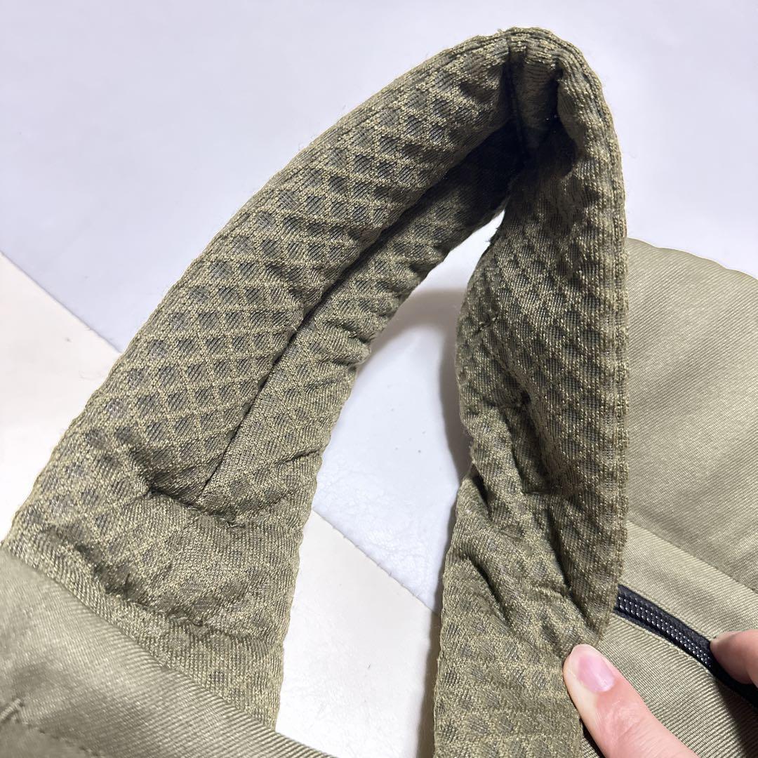 極美品 elgobaby OMNI breeze オリーブグリーン カーキ