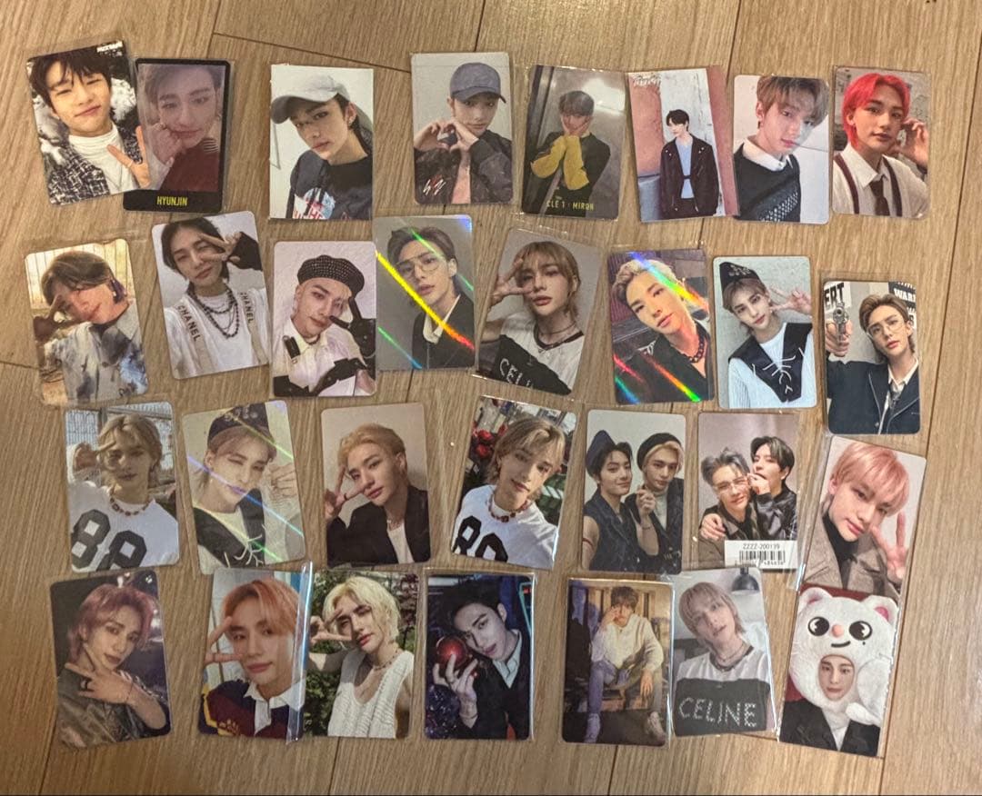 ヒョンジン stray kids トレカ30枚 カードケース 本国限定 レア