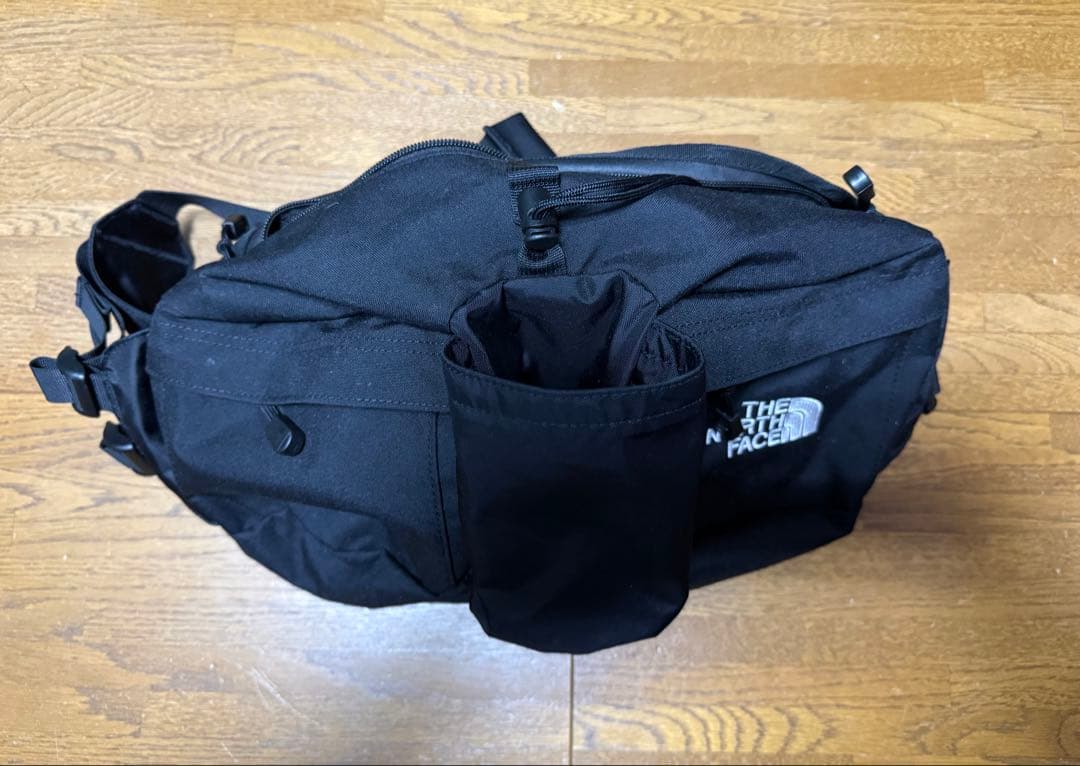 THE NORTH FACE ショルダーバッグ、ボディバッグ、ウエストポーチ