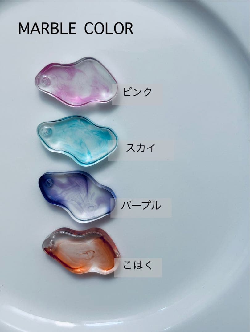 【みページ】飛行機チャーム