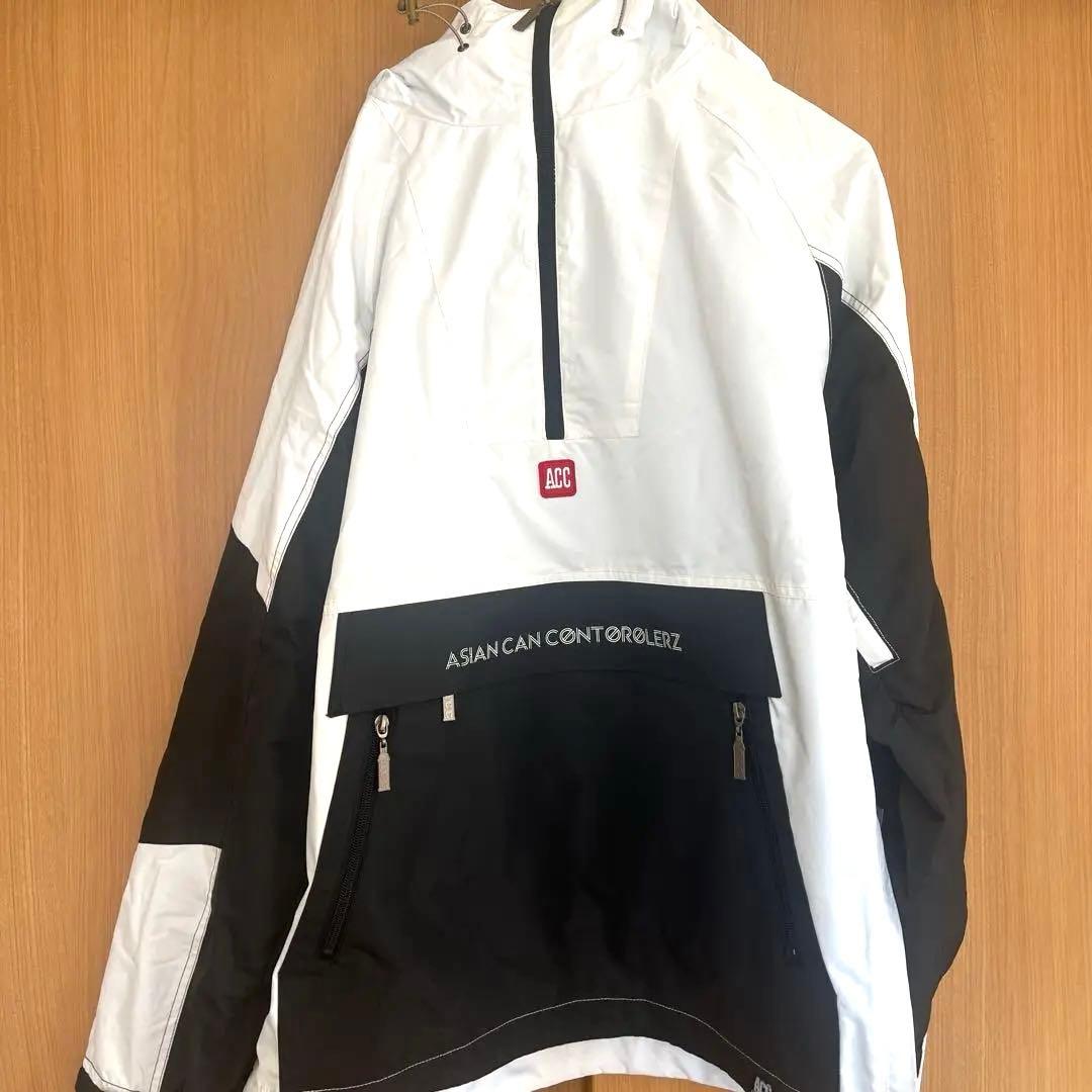 ACC フード付きジャケット 白/黒