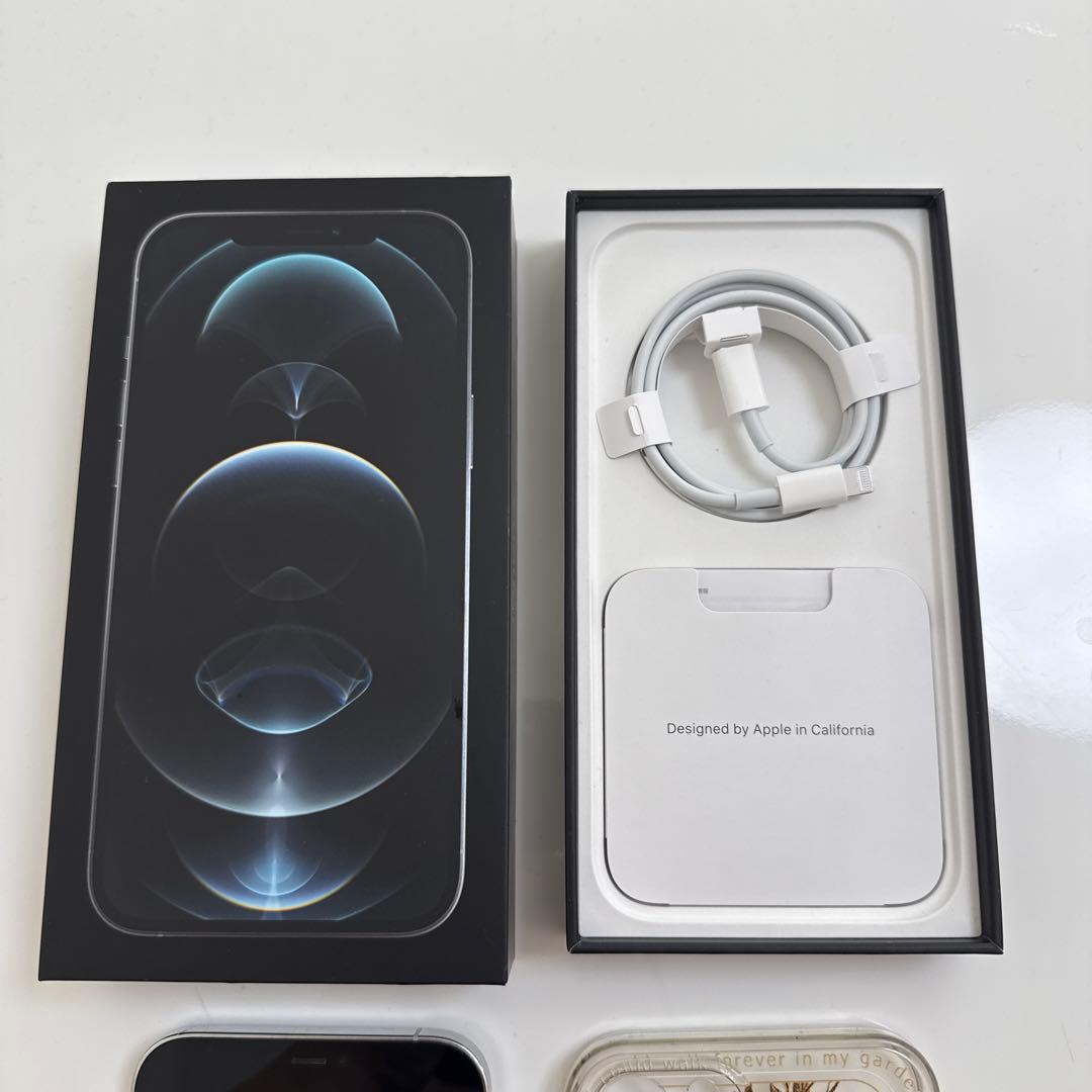 iPhone 12ProMAX Silver（シルバー）256GB ケースおまけ