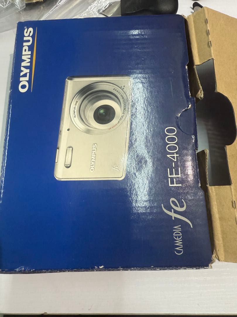 デジタルカメラ OLYMPUS FE-4000