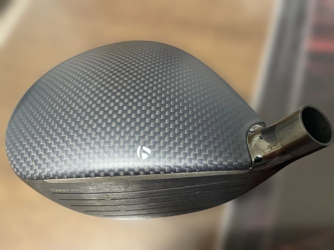 テーラーメイドQi35 フェアウェイウッド　3WHL ベッドのみ　カバー付