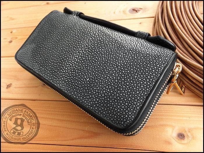 売り尽くし特価★ゴダン Wガルーシャエイ革Wジッパー取っ手付長財布 8105BK