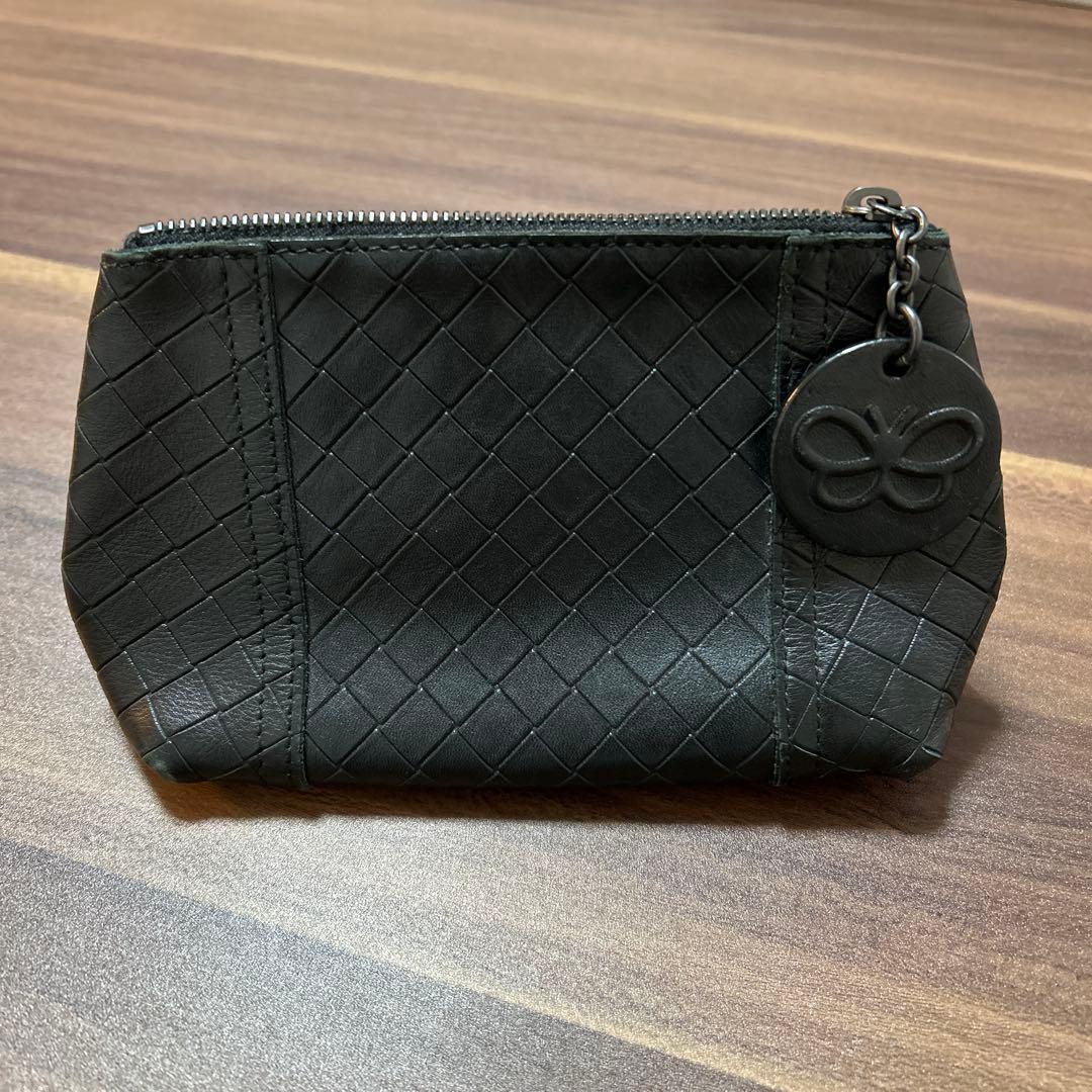 BOTTEGA VENETA ブラック　ポーチ