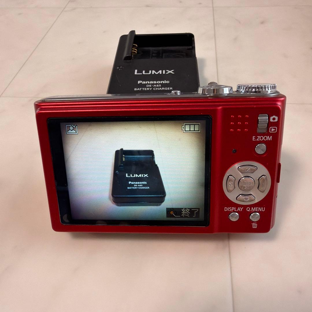 デジタルカメラ　Panasonic DMC-TZ1 レッド　メモリーカード付き
