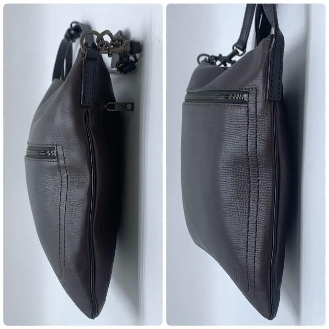 ルイヴィトン ユタ サックプラ カフェ ショルダーバッグ メッセンジャー 茶