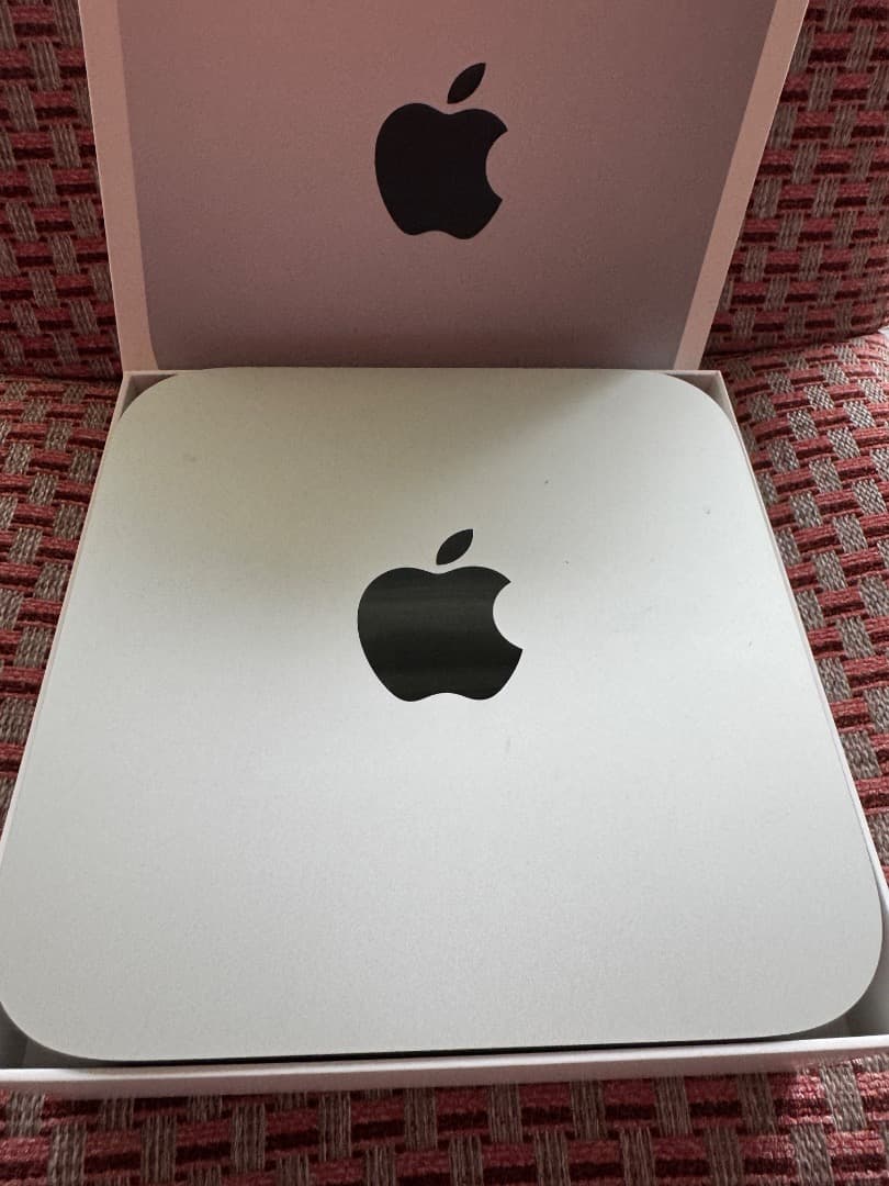 Macデスクトップ Apple Mac mini (M1 8GB/ 512 GB SSD)