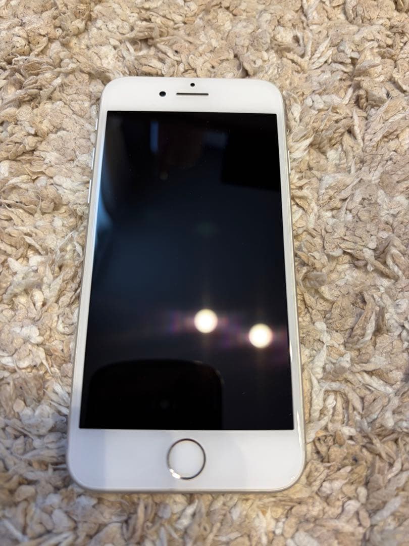 Apple iPhone 8 256GB シルバー 本体