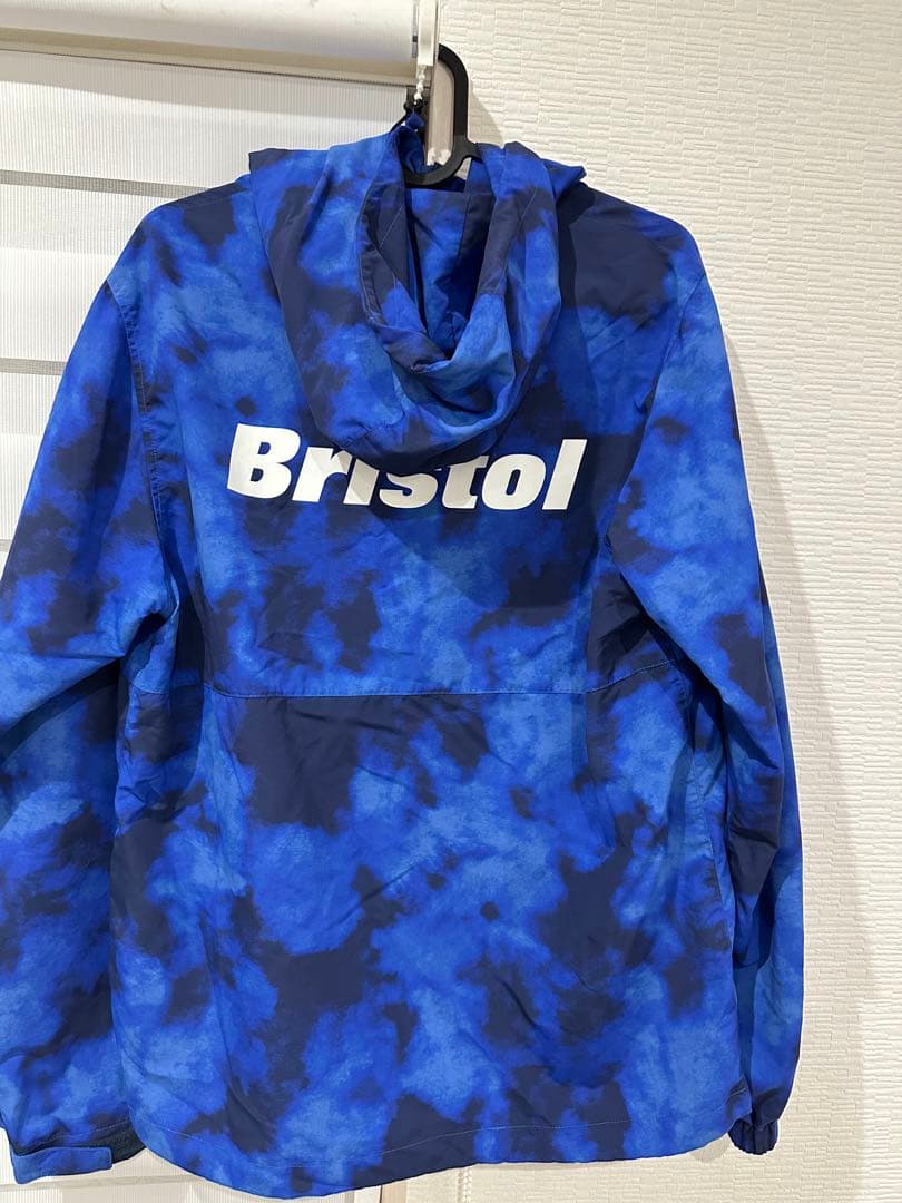 Bristol フード付きナイロンジャケット