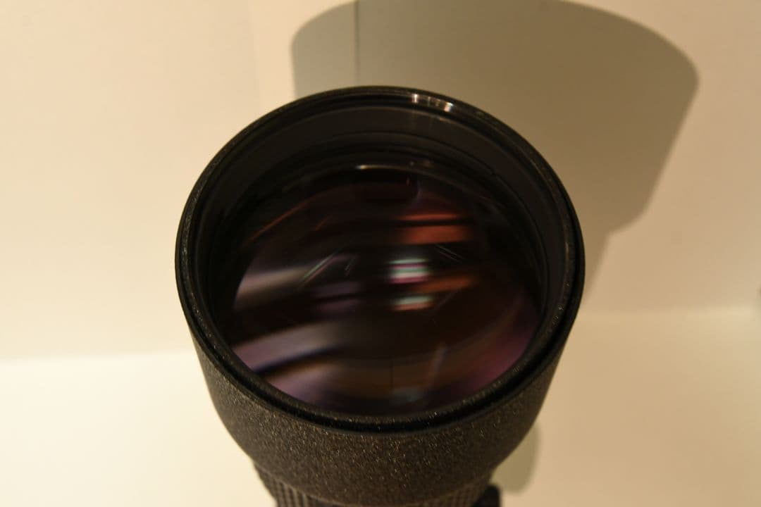 Nikon AF NIKKOR 300mm F4 ED　(フロントキャップ付)