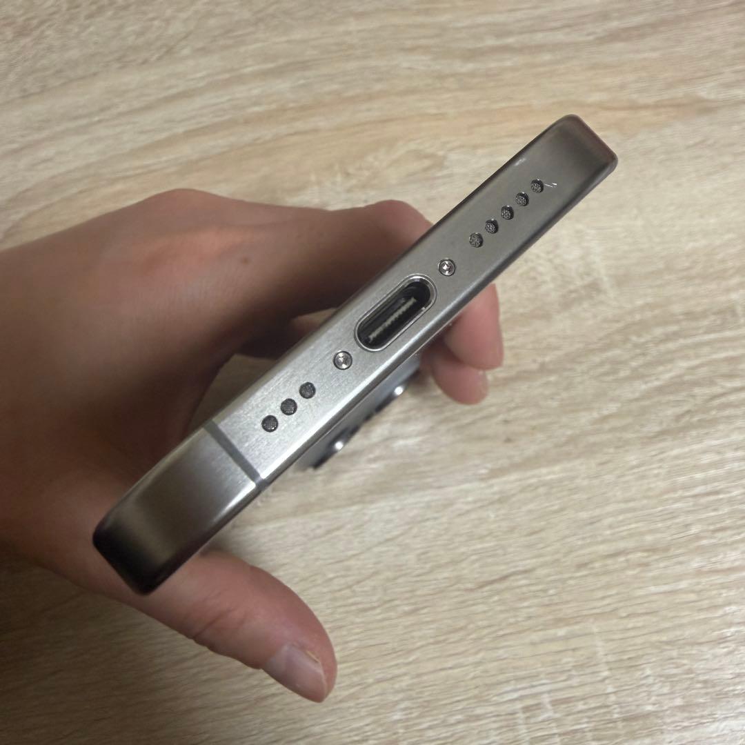 iphone15pro 256GB美品ナチュラルチタニウム