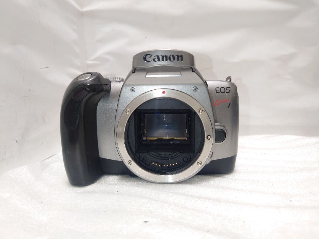 ★★名機！超美品★★CANON キヤノン EOS KISS 7 ボディ★完動品