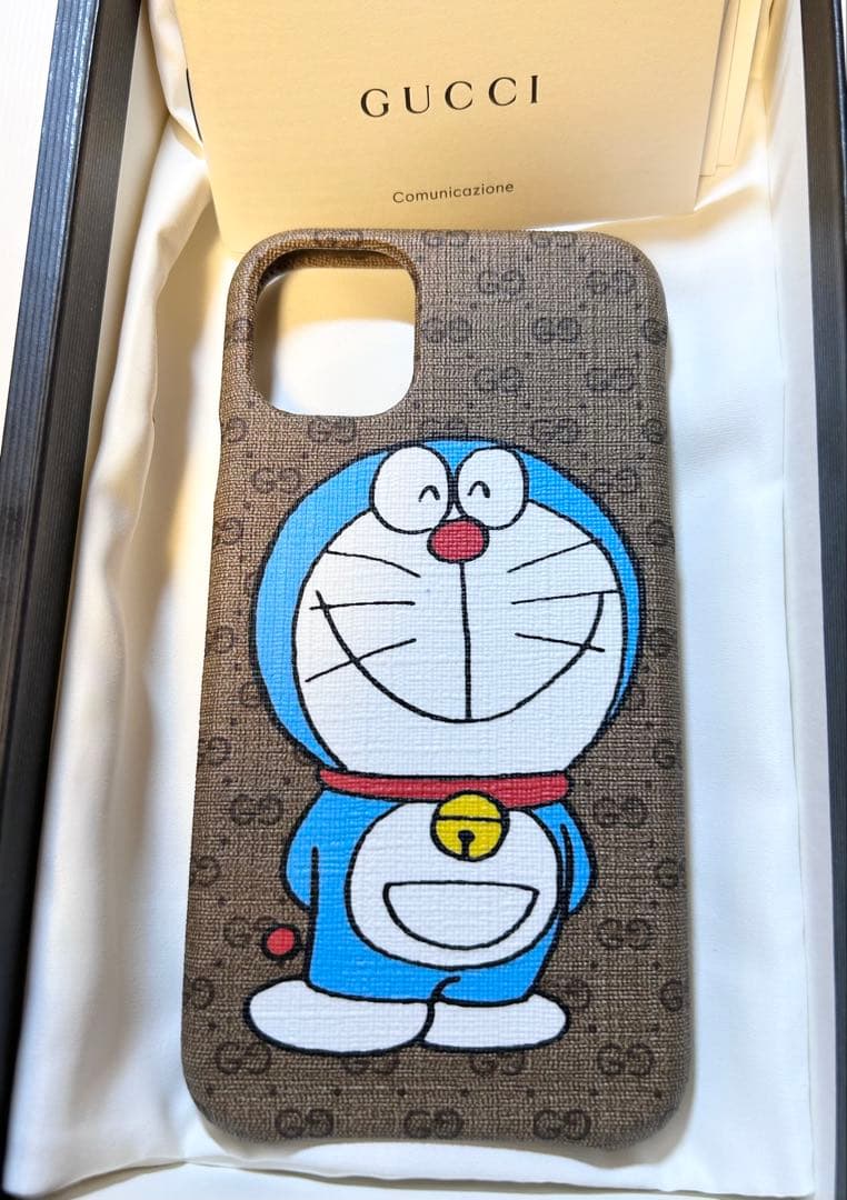 GUCCI ドラえもん iPhone11 ケース 箱付き　袋付き　未使用