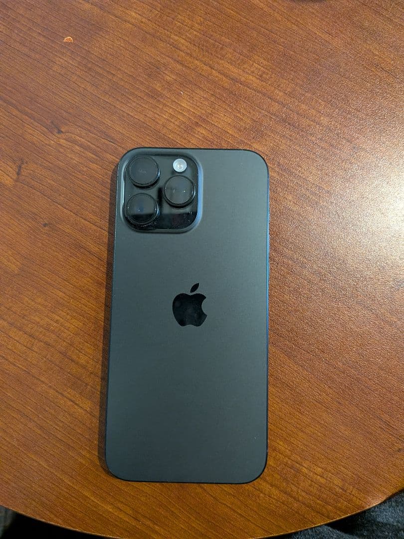 Apple iPhone 16ProMax ブラックチタニウム 256gb 美品