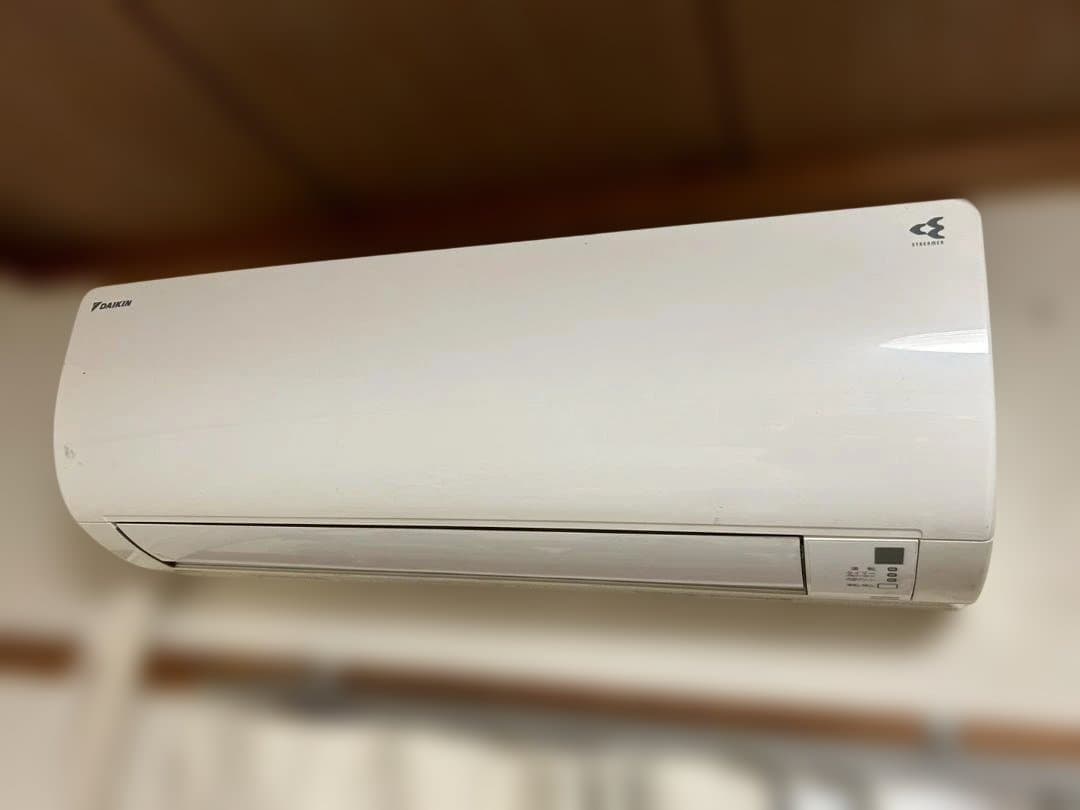 即決 エアコン ダイキン 5.6k　18畳 中川区直引のみ 取付可能
