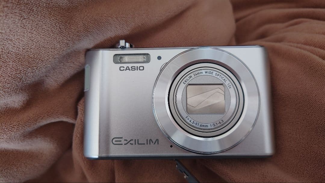 CASIO デジタルカメラ EXILIM EX-ZS180SR　シルバー