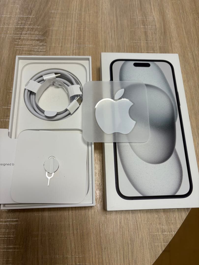 iPhone15Plus 128GB ブラック 本体 SIMフリー　超美品