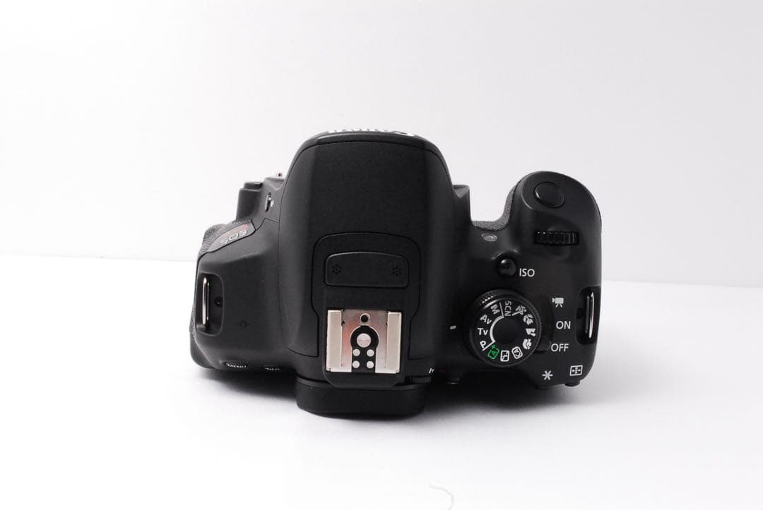 元箱あり❤️Canon kiss X7i❤️自撮りも楽々✨一眼レフカメラ