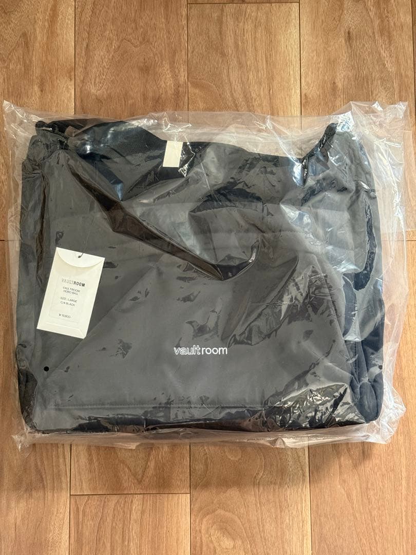 VAULTROOM HOBO BAG / LARGE 新品未開封 デバイスバッグ