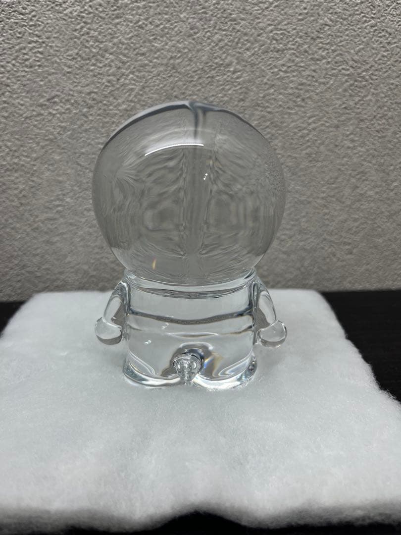 バカラ Baccarat のドラえもん 円筒ケース付き　大値下げ中！