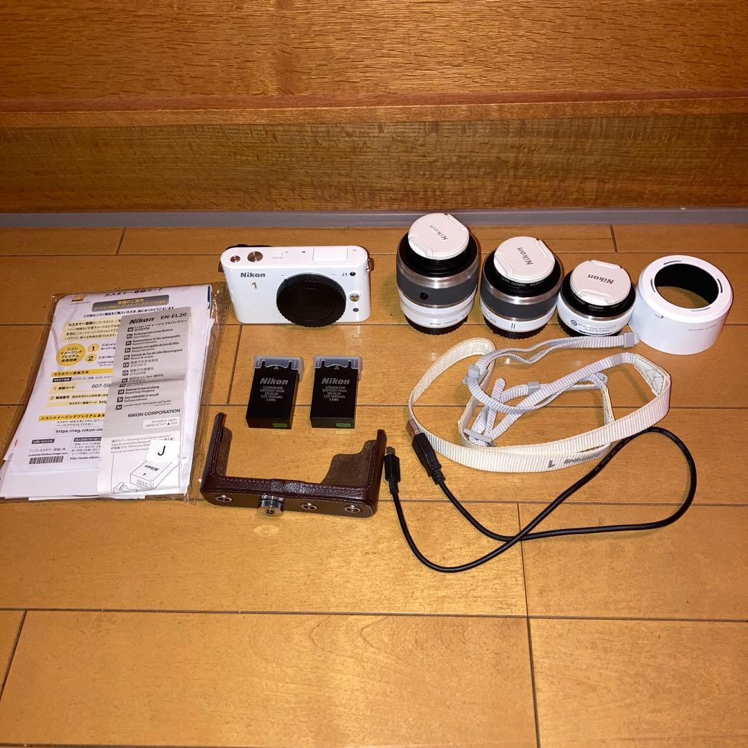 Nikon 1 J1 ミラーレスカメラ レンズセット 　ホワイト