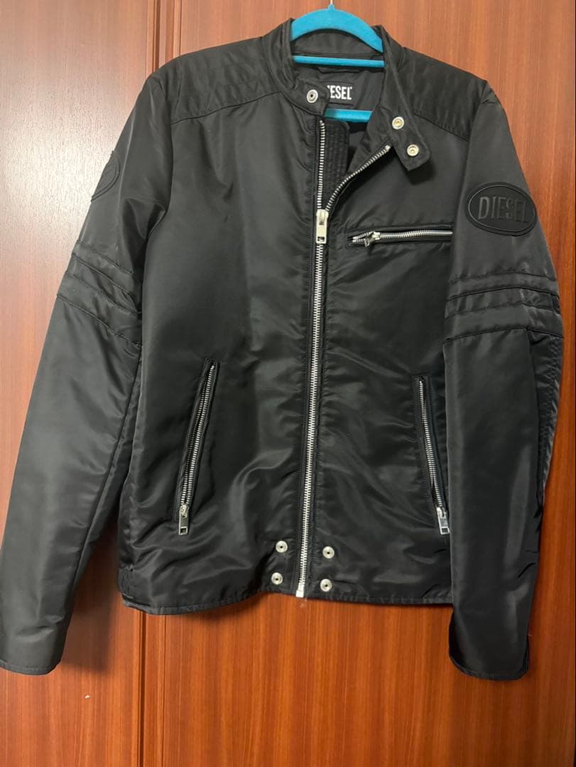 DIESEL 黒 ナイロンジャケット