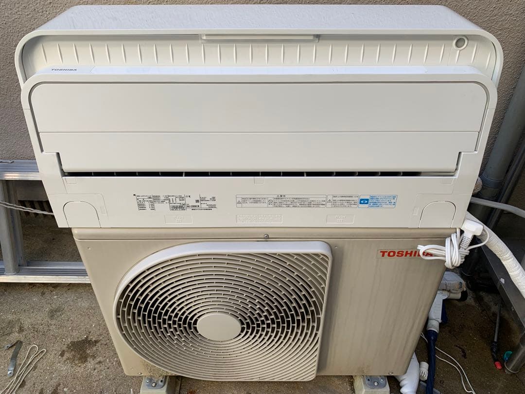 エアコン本体　福岡市内取付料金込み　東芝　2018年　10-12畳　2.8kw