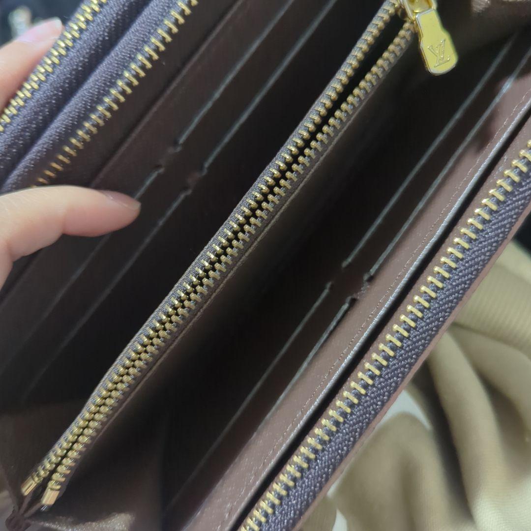最終値下げ早いものがち　LOUISVUITTON　長財布