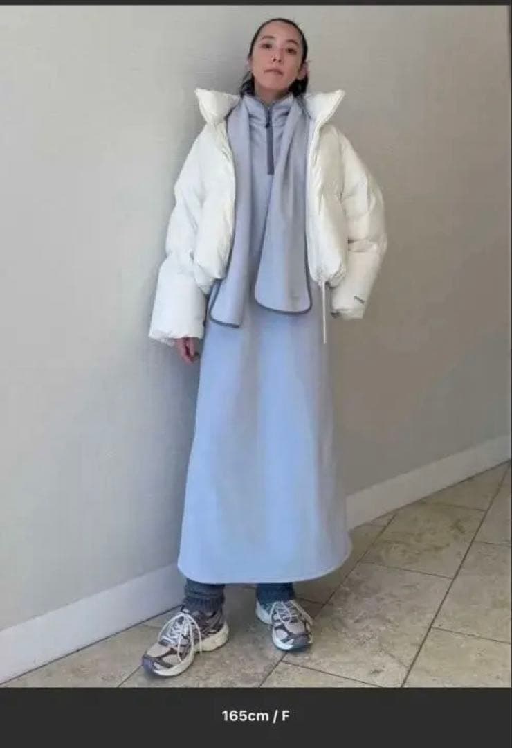 emmi クロップドフォルムダウンコート完売※次回発送1/27以降