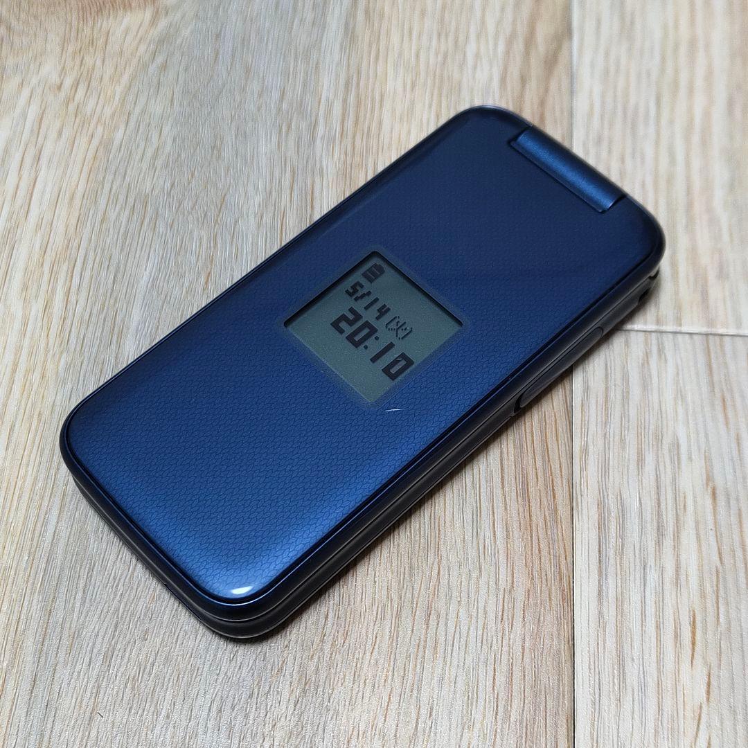 SIMフリー 富士通 らくらくホン F-01M ネイビー 新品バッテリー