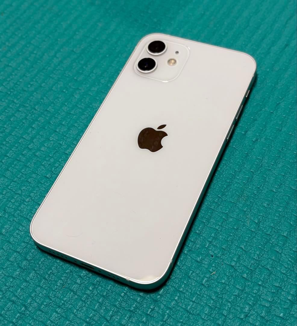 超美品！ほぼキズなし！ iPhone 12 256GB ホワイト 本体