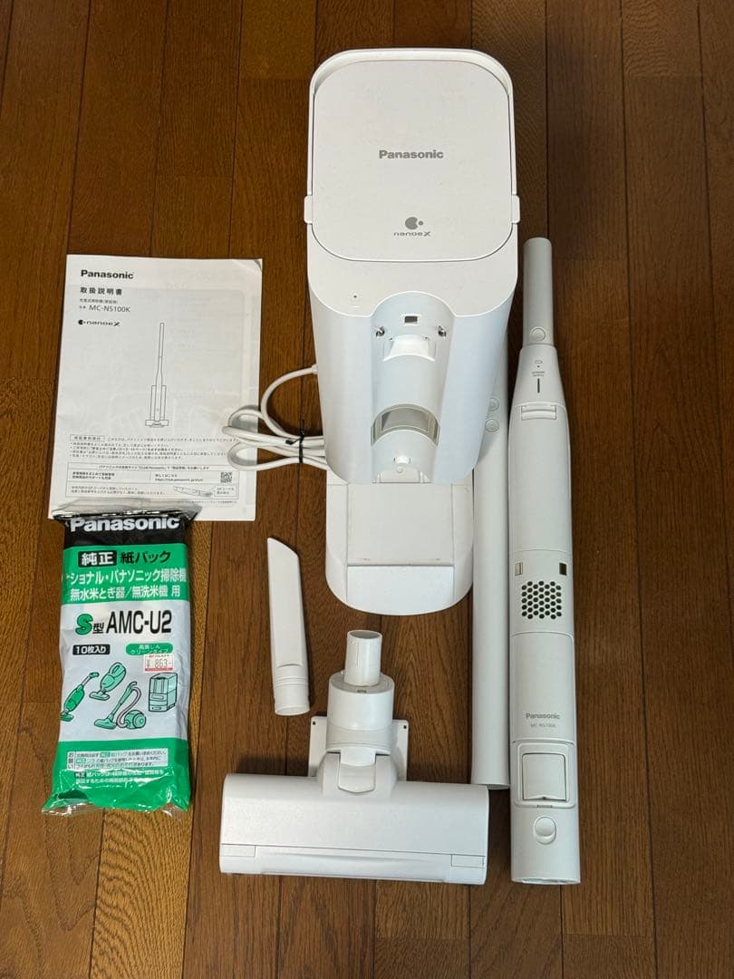 2024年製／コードレス掃除機／Panasonic／MC-NS100K