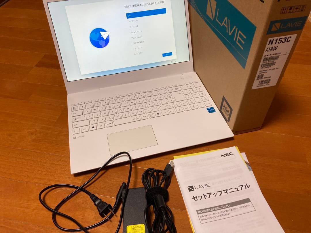 開封済みほぼ未使用パソコン（NEC LAVIE N15 N153C/JAW）
