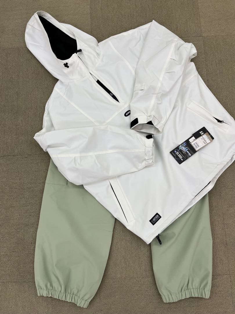 新品　未使用　anthem スノーボードウエア　Lサイズ