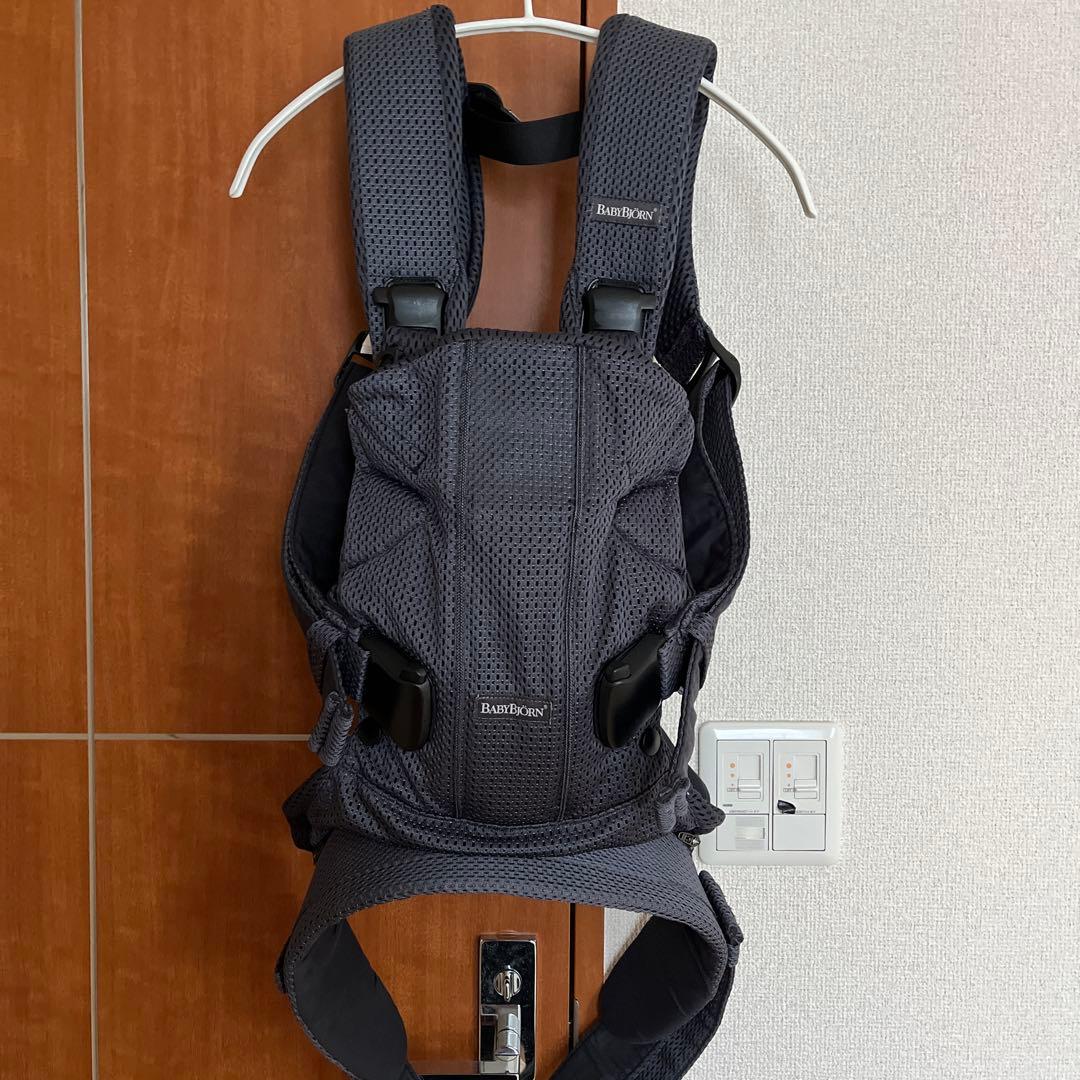 美品 ベビービョルン 抱っこひも ONE KAI Air アンスラサイト グレー