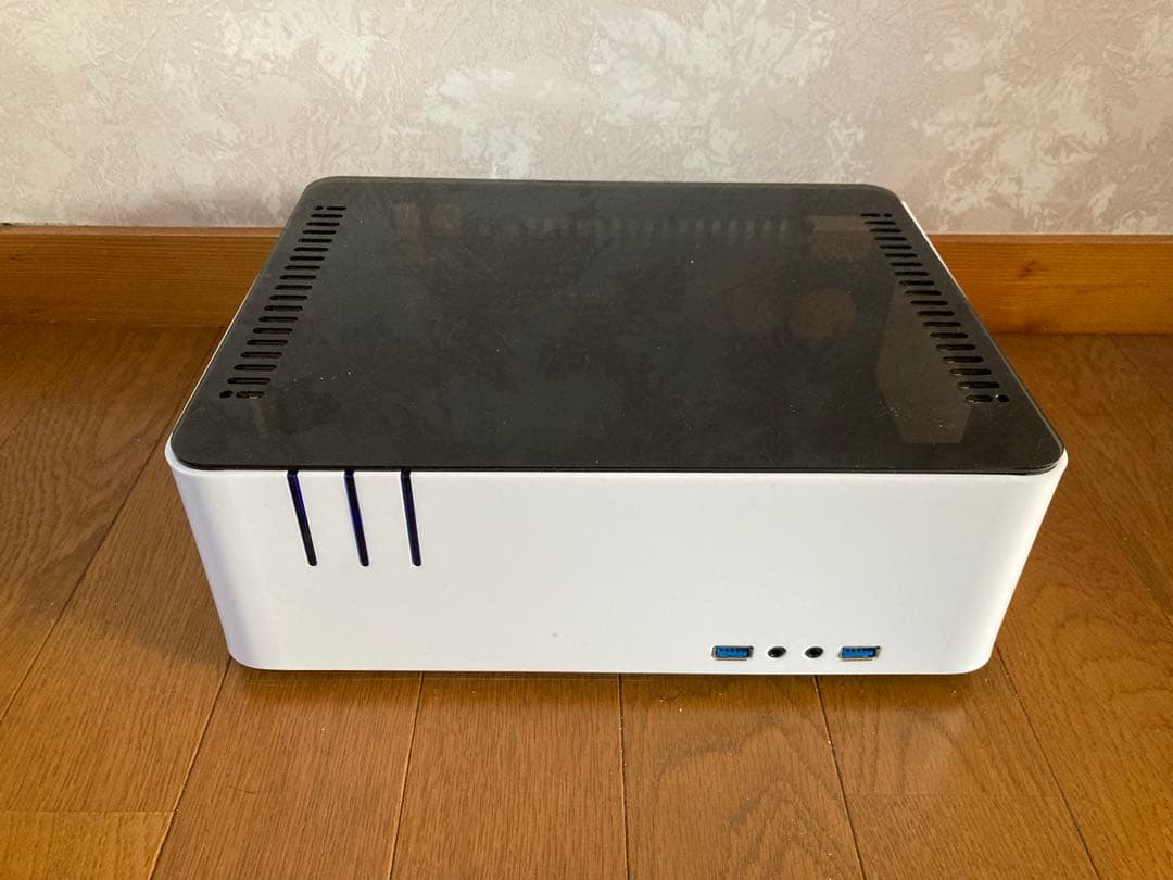 自作 コンパクトデスクトップ PC Ryzen5 2400G Windows10