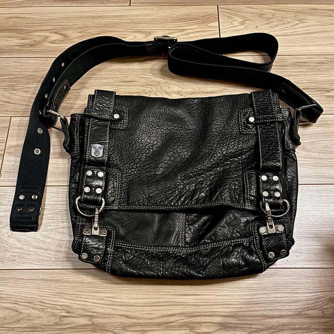 DIESEL メッセンジャーバッグ　本革
