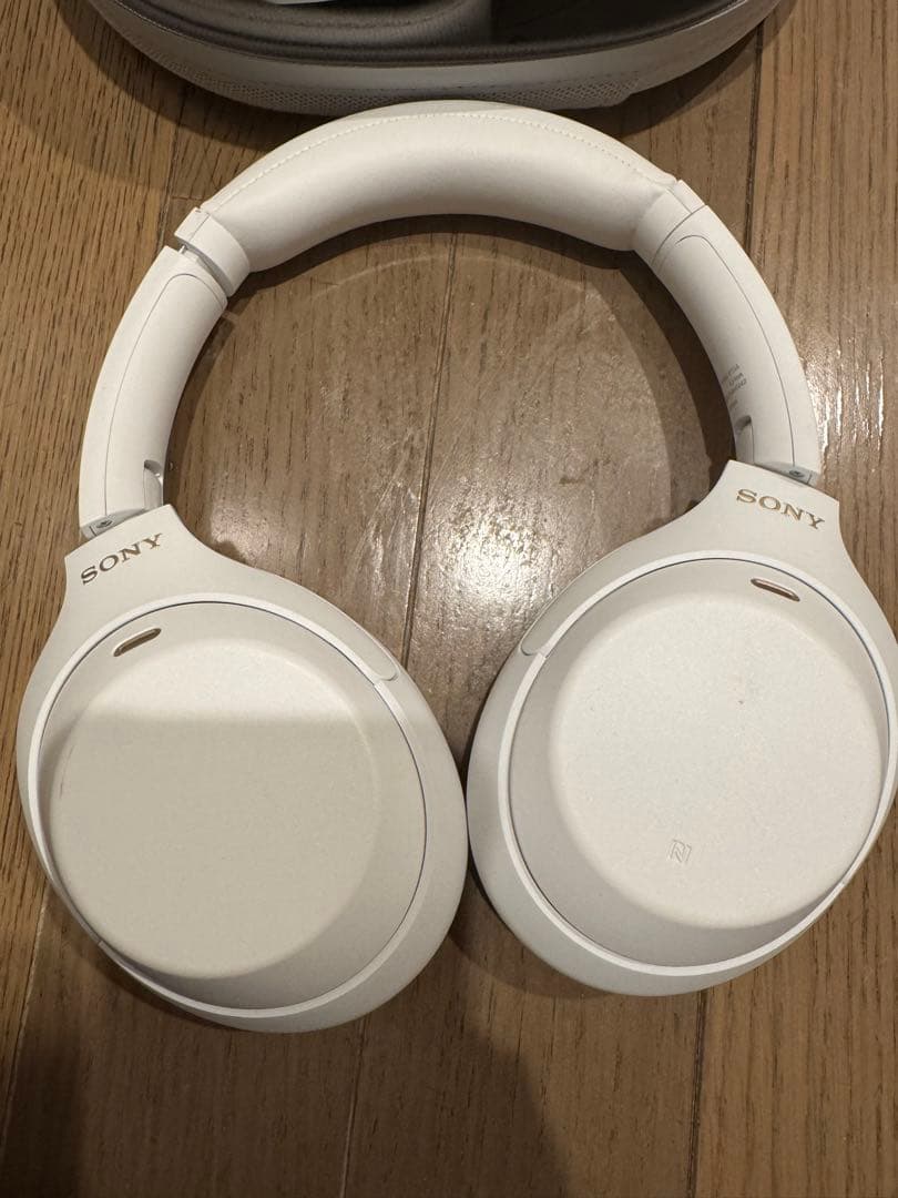 sony WH-1000XM4 WM ワイヤレスヘッドホン サイレントホワイト
