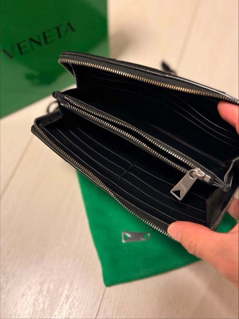 え*る様 【セール】ボッテガヴェネタ カセット ラウンドファスナー 長財布 ブラ
