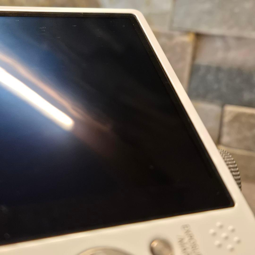 美品　パナソニック LUMIX DMC-TZ40　デジカメ　ルミックス　白