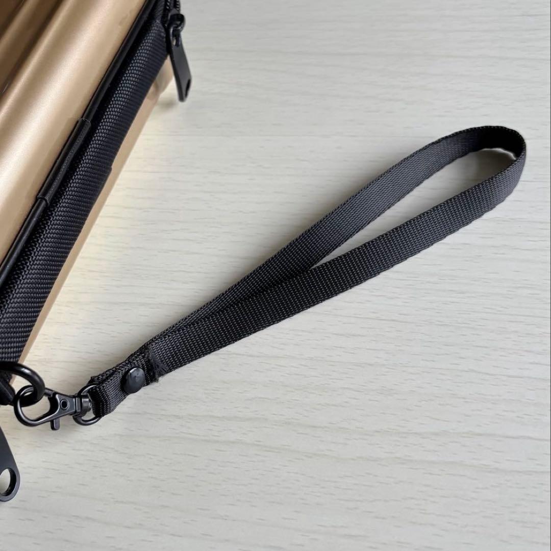 RIMOWA (セット売り)リモワ×ルフトハンザ アメニティポーチ ゴールド