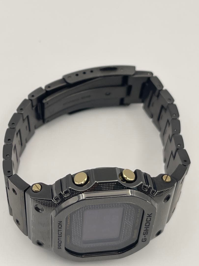 美品 G-SHOCK GMW-B5000TCM-1JR チタン カシオ迷彩