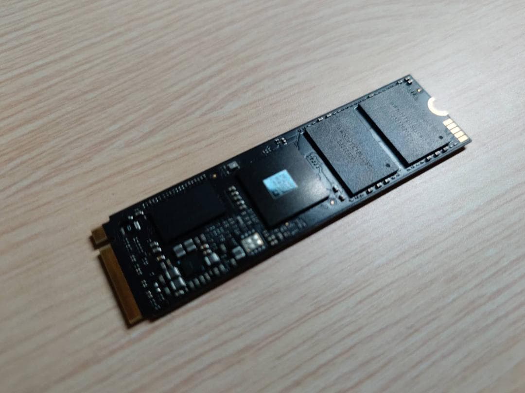 内蔵型SSD Predator GM7000 2TB NVMe PCIe4.0