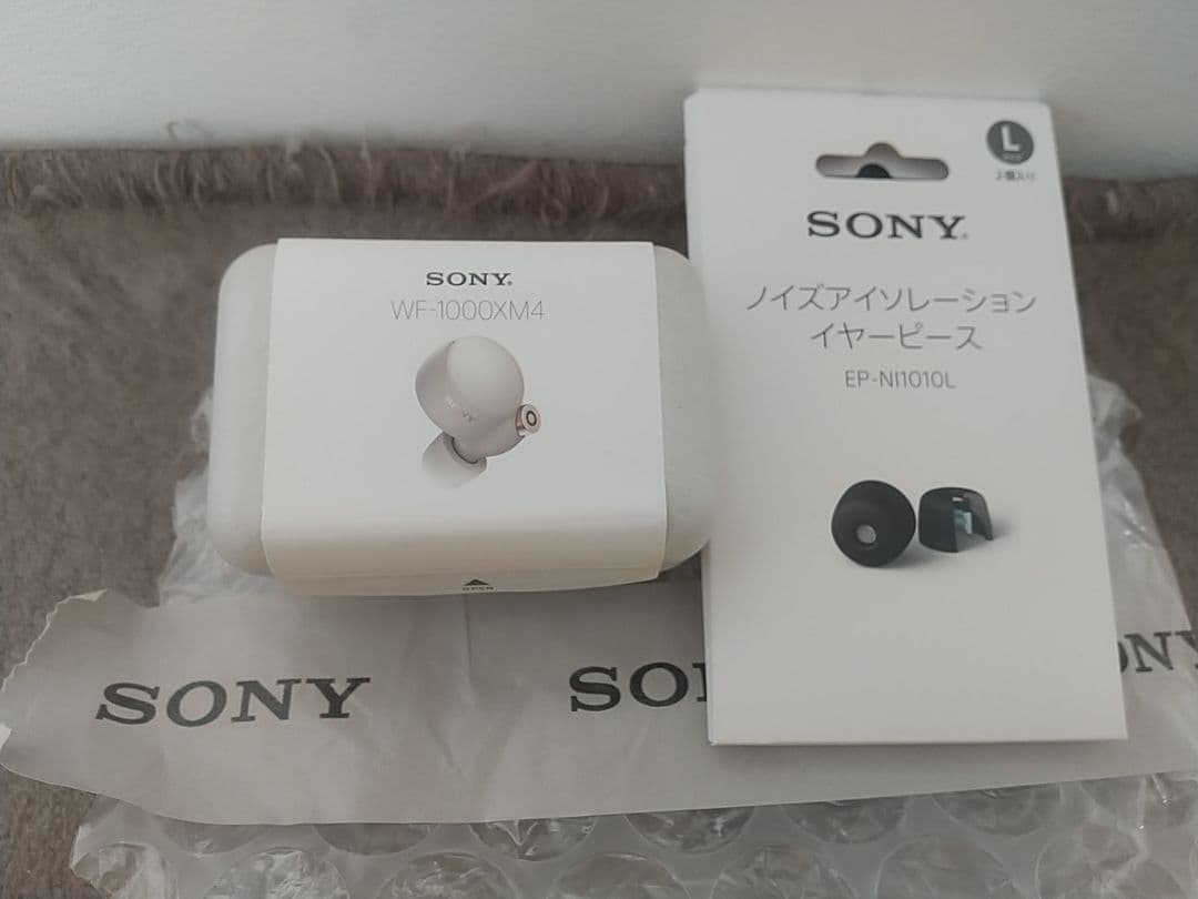 Sony WF-1000XM4 ワイヤレスイヤホン 箱説書明付 イヤホンのみ新品