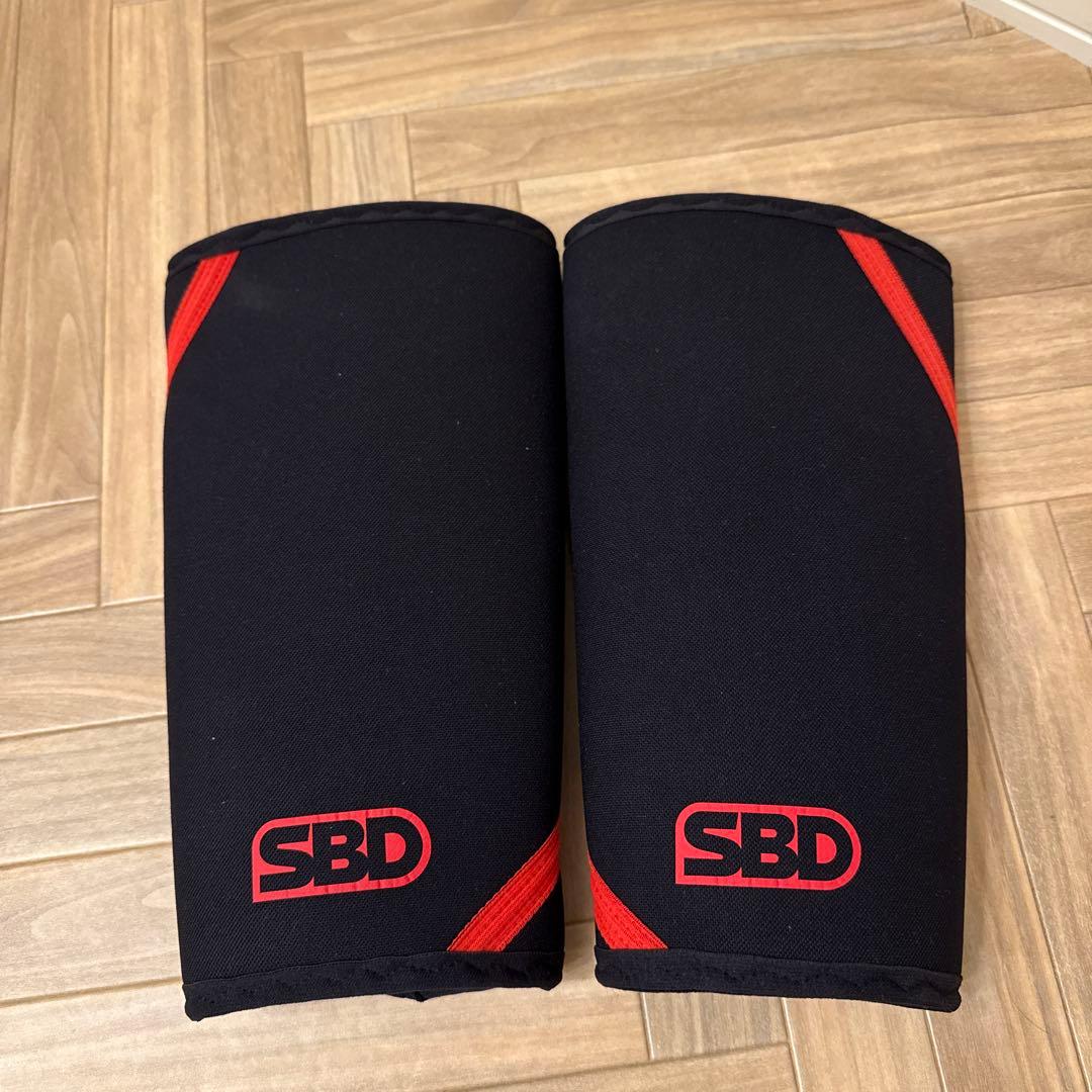 【値下げします❗️】SBD ニースリーブ　サイズM 黒/赤