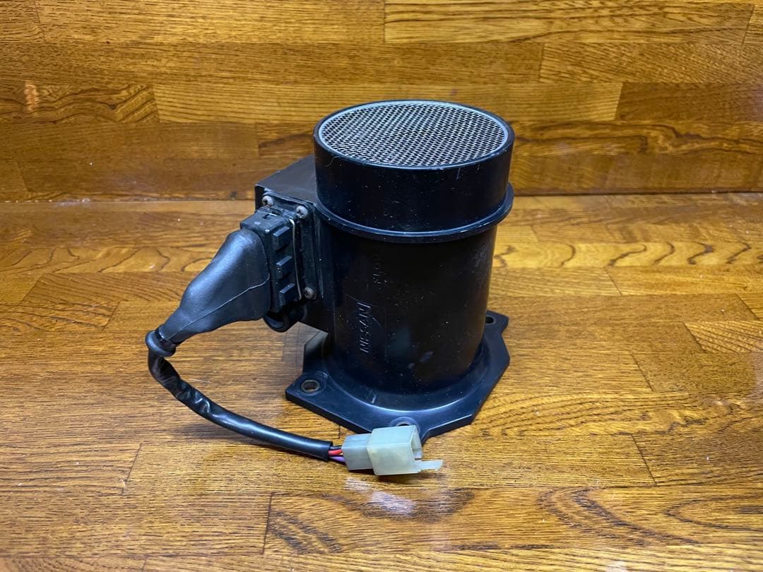 送料無料　日産　純正　Z32 エアフロ